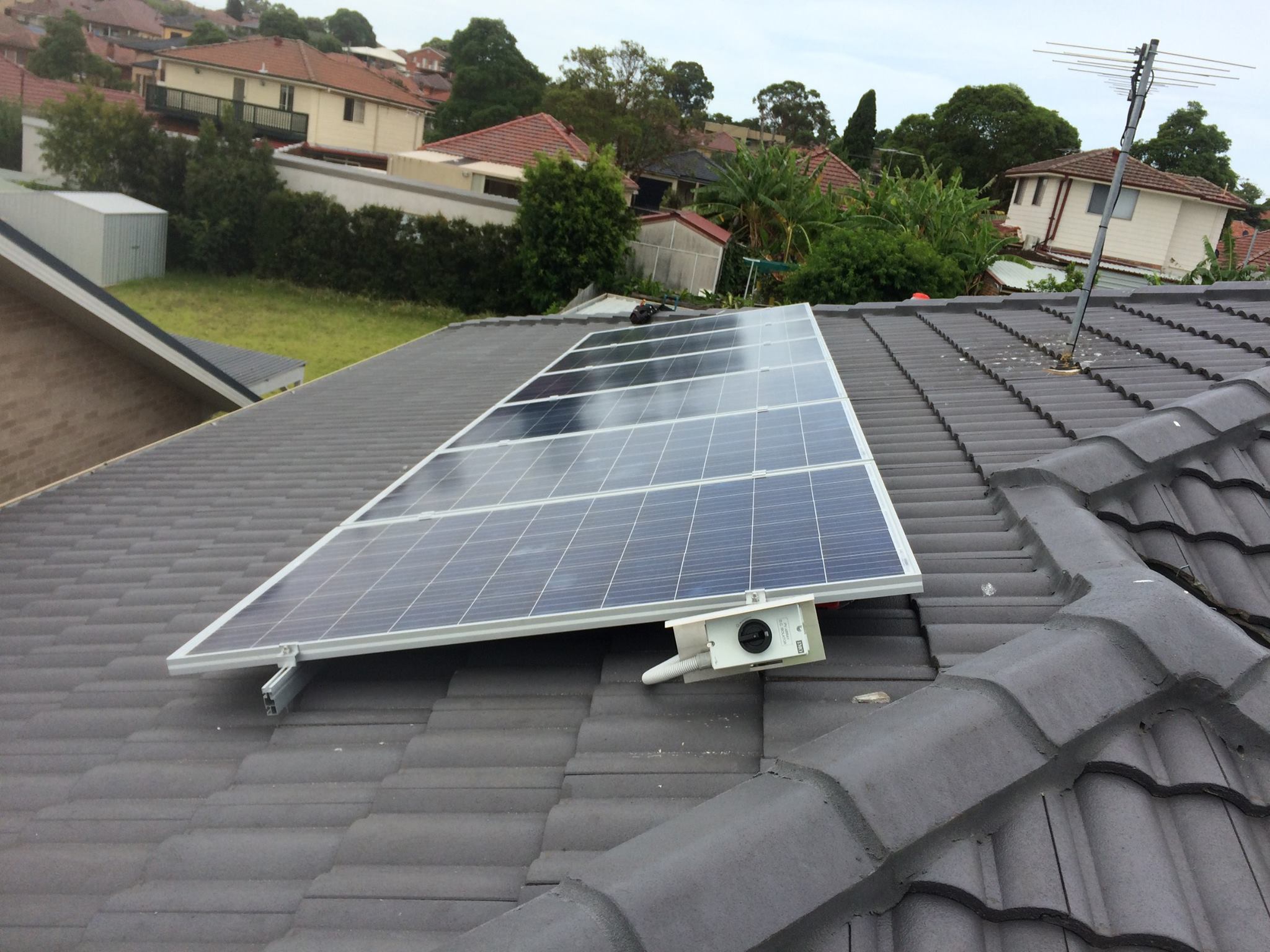 Greenova family green electricity, enjoy a new zero-carbon life